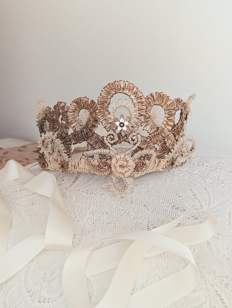 Crown/headpiece/tiara NEREÏDE of braided straw image 4