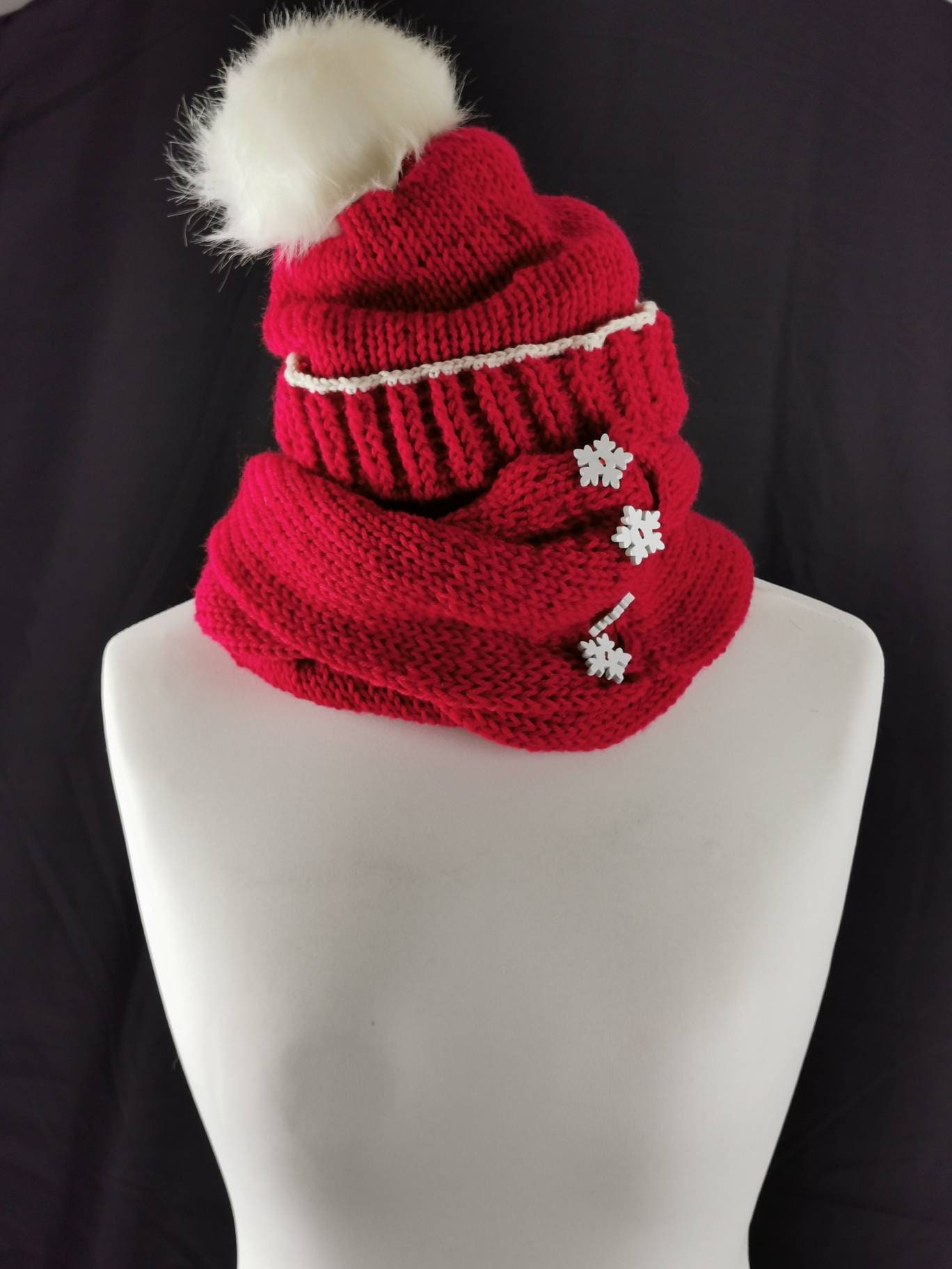 Handmade Red hat and scarf set. 100% Wool ideal gift very  Etsy