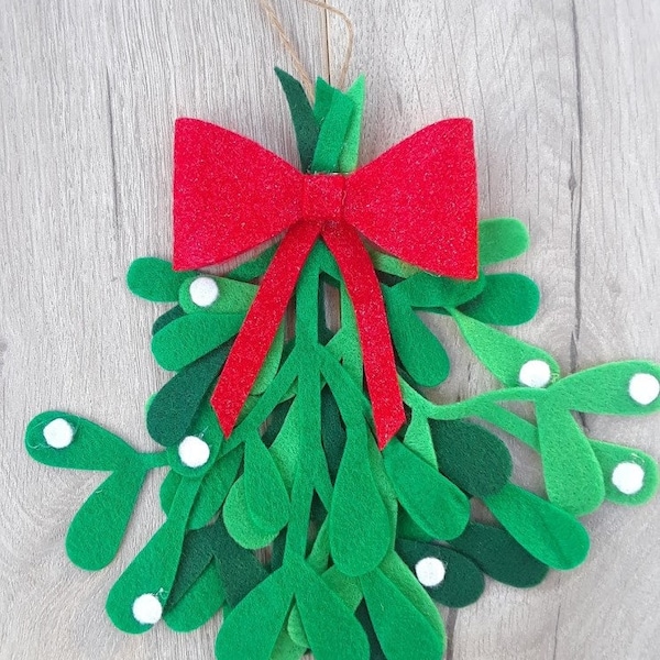 Mistletoe,Felt Mistletoe,Christmas Decor,Hanging Felt Mistletoe,Hostess,Mistletoe Ornament,Holiday Decor,Wine Gift,Holiday decor,Ornament