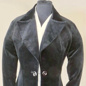Immaculate ladies early 70&#39;s  cotton fine velvet Black 2 piece trouser suit .Size 6-8 at an approximate guess.