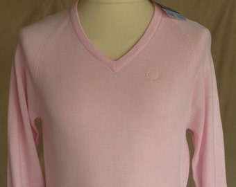 7t-8t&#39;s Unworn packeted Fred Perry, two colour shades 34&quot;