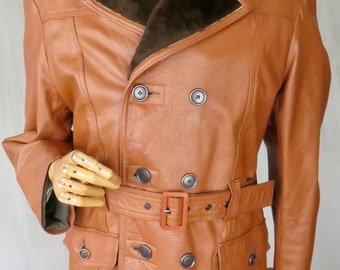 Leather with synthetic plush fur lining late 60's - early 70's cool stylish belted Shorty Car coat 42"