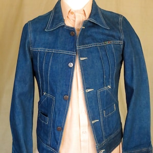 H.I.S Sportswear/clothes (franchise and or leasing of John Stephens) original unworn early 70&#39;s jean jacket with tags size 34&quot;