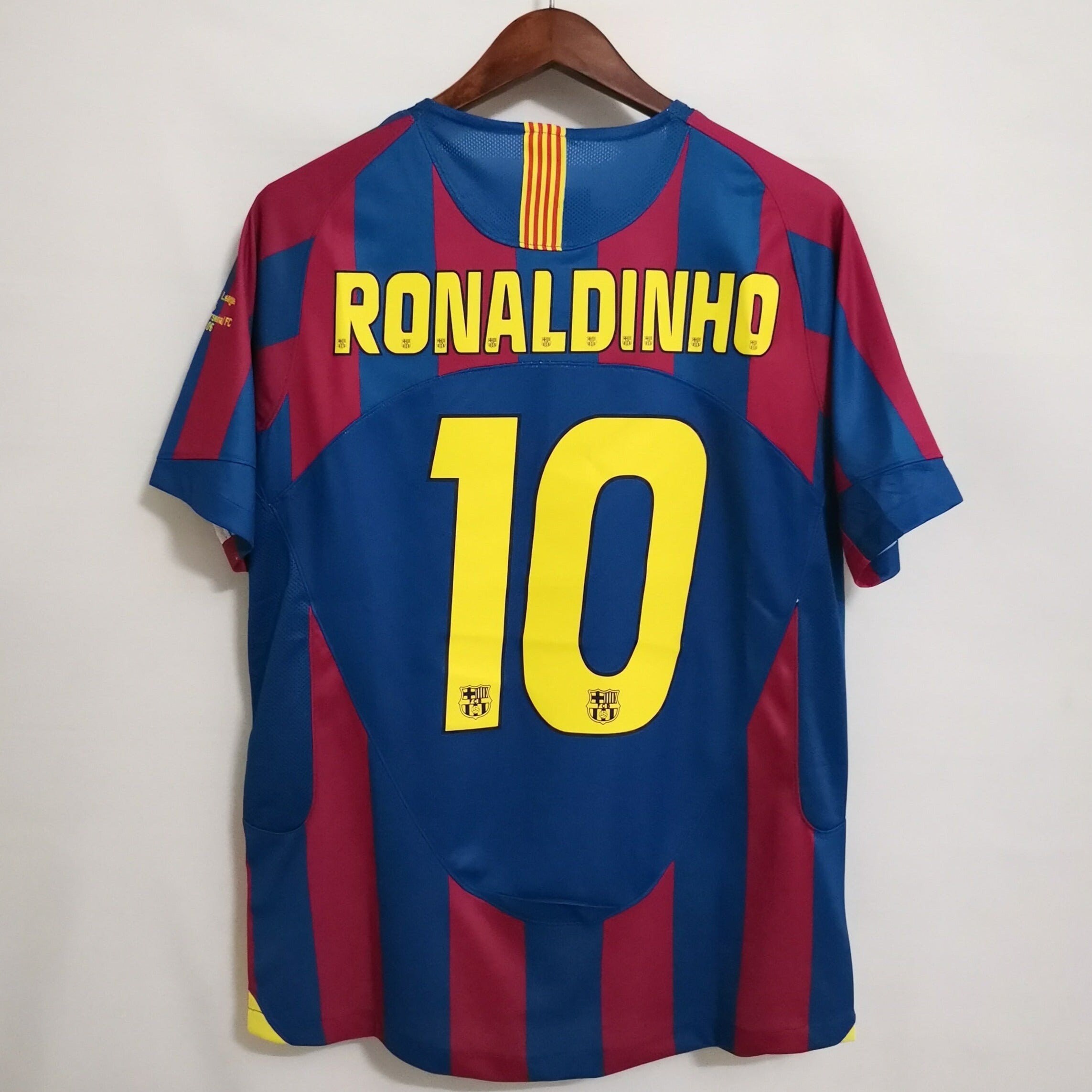 Retro 2005-2006 Barcelona Home Jersey Short Sleeve as Worn by