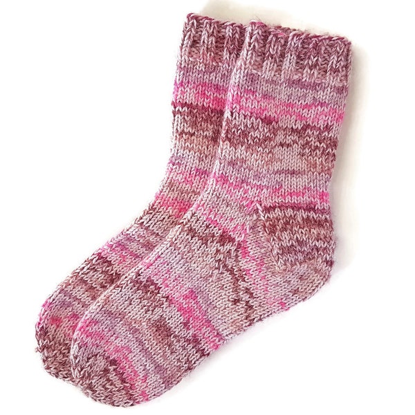 Instant Gratification Sock Pattern - DK weight sock recipe - stash busting knitting pattern