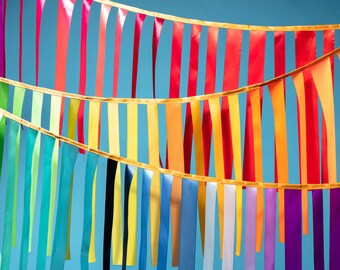 Handmade Ribbon Tassel 2.5m bunting rainbow festive parties weddings