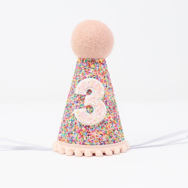 Chapeau du troisième anniversaire | Chapeau de cirque 3e anniversaire | 3e chapeau de fête d'anniversaire | Tenue d'anniversaire arc-en-ciel | 3e anniversaire fille | Paillettes Rose Bébé