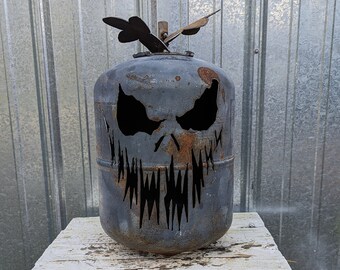 Asmodeus the Halloween pumpkins, Jack o lanterns, metal lawn art, front porch décor, garden decoration, yard art, gas can.