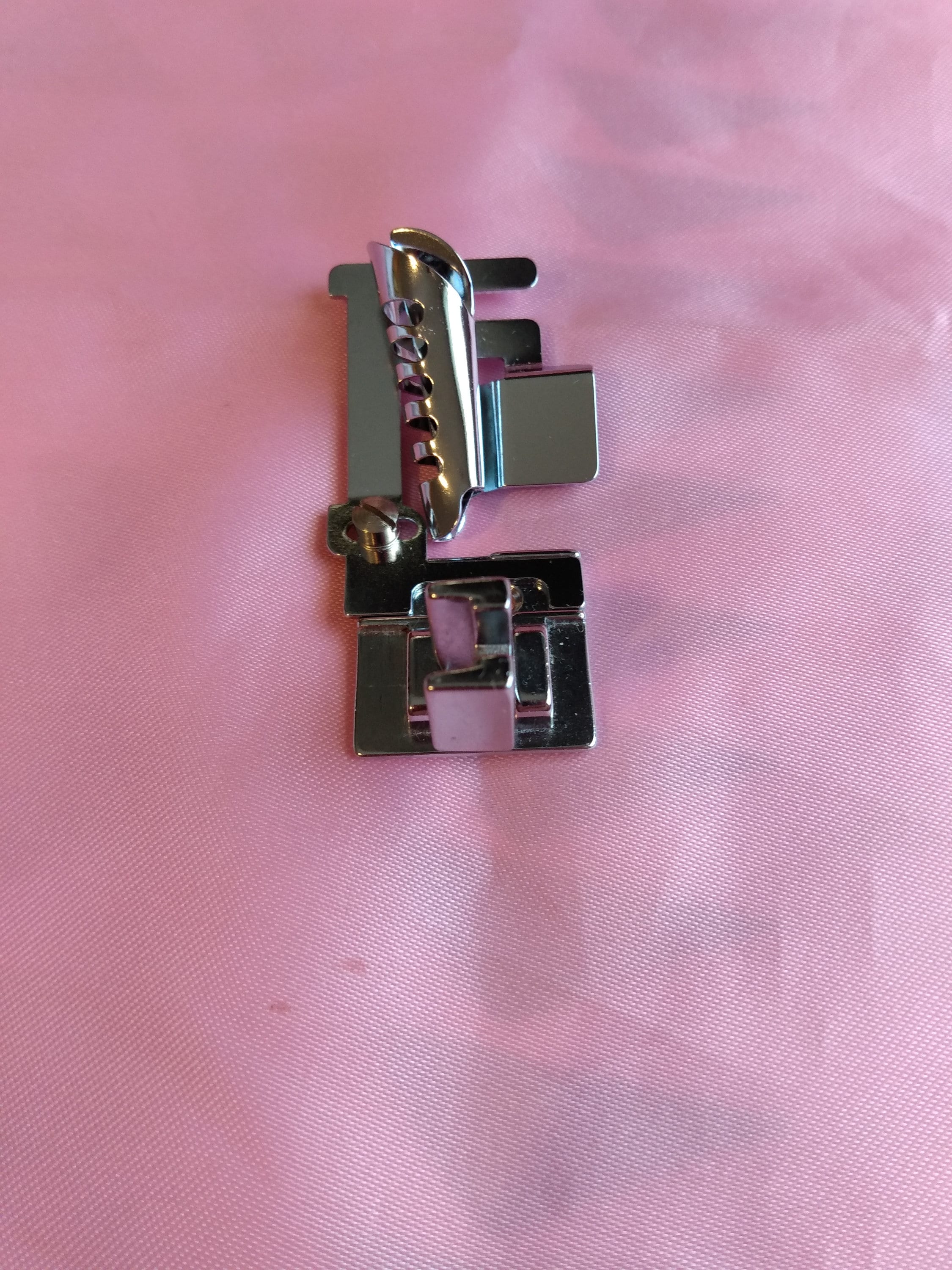 ADJUSTABLE Metal Bias Tape Binder Foot for Kenmore Singer Viking