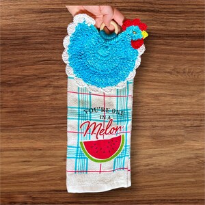 Chickens, potholder/towel, READY TO SHIP, chicken decor, chicken potholder with attached towel
