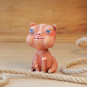 Combattente - Scultura OOAK fatta a mano - Figurina unica in carta riciclata, pezzo unico nel suo genere, giocattolo d'arte fatto a mano, regalo per qualcuno che combatte