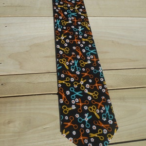 Vintage Scissors Necktie, Sewing Necktie, DIY Necktie, Fun Necktie, Creative Necktie image 2