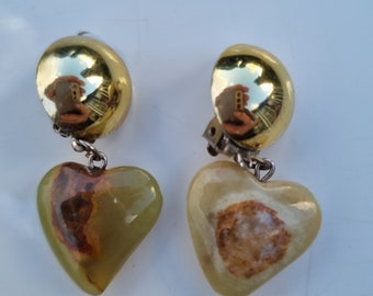 Pretty vintage pair 1960’s green and brown oynx clip on earrings (MM3)