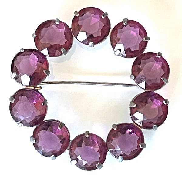 Vintage Art Deco bezel set gorgeous vibrant amethyst purple crystal riviere circle brooch, open-backed rhinestones in silver tone