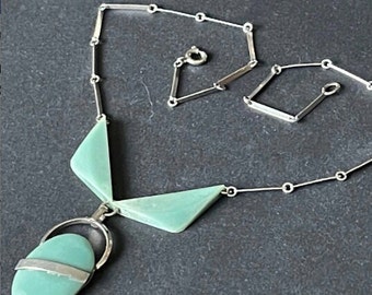 Vintage Jakob Bengel Art Deco machine age chrome and olive green galalith geometric necklace, 1930s