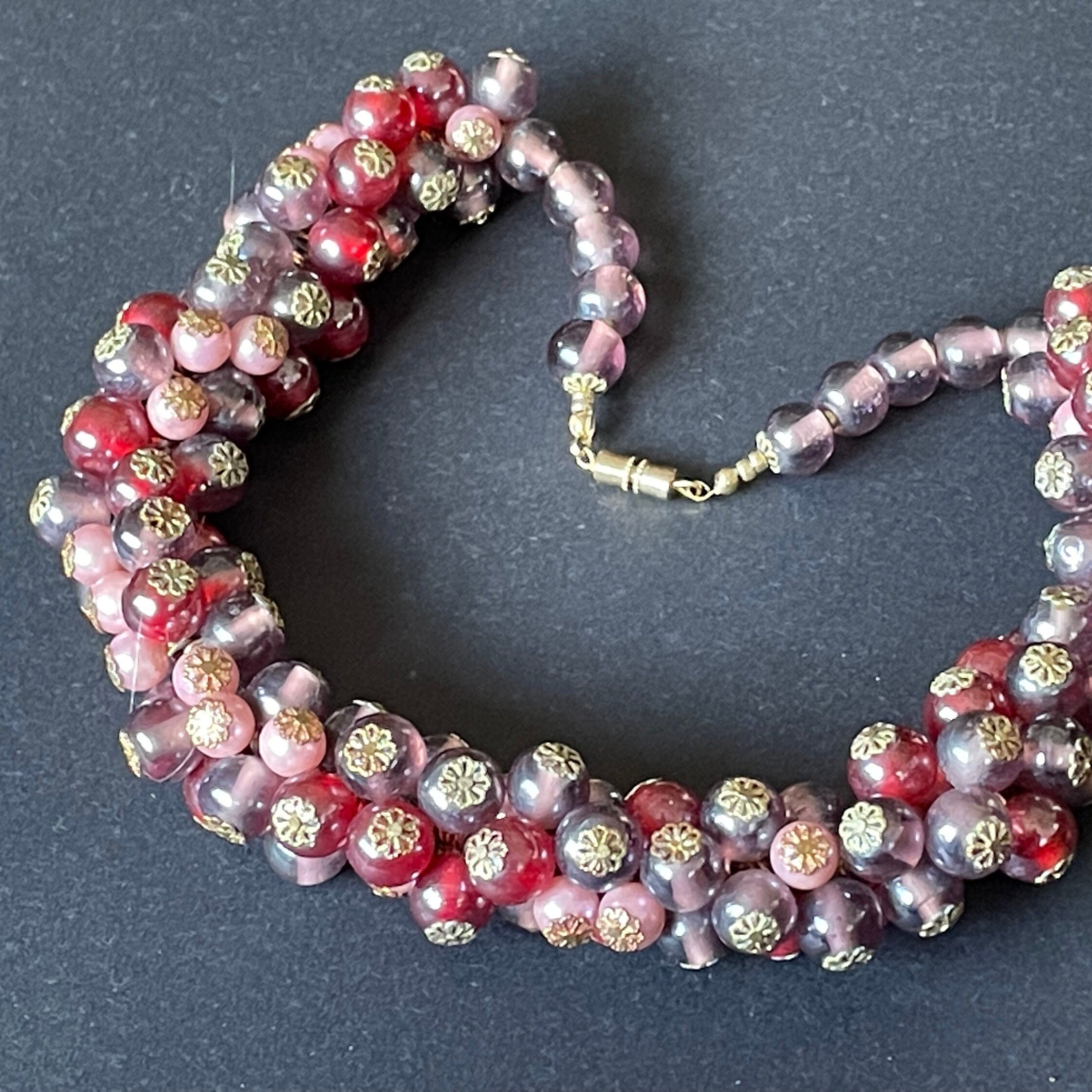 Mix of vintage pink glass beads from Europe and Asia. 5 oz box. – Earthly  Adornments