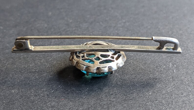 Vintage unmarked silver beautiful large blue topaz colour stone and marcasite bar brooch