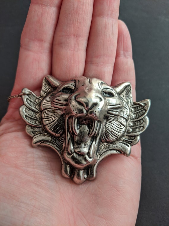 Vintage winged tiger pendant / medallion necklace,