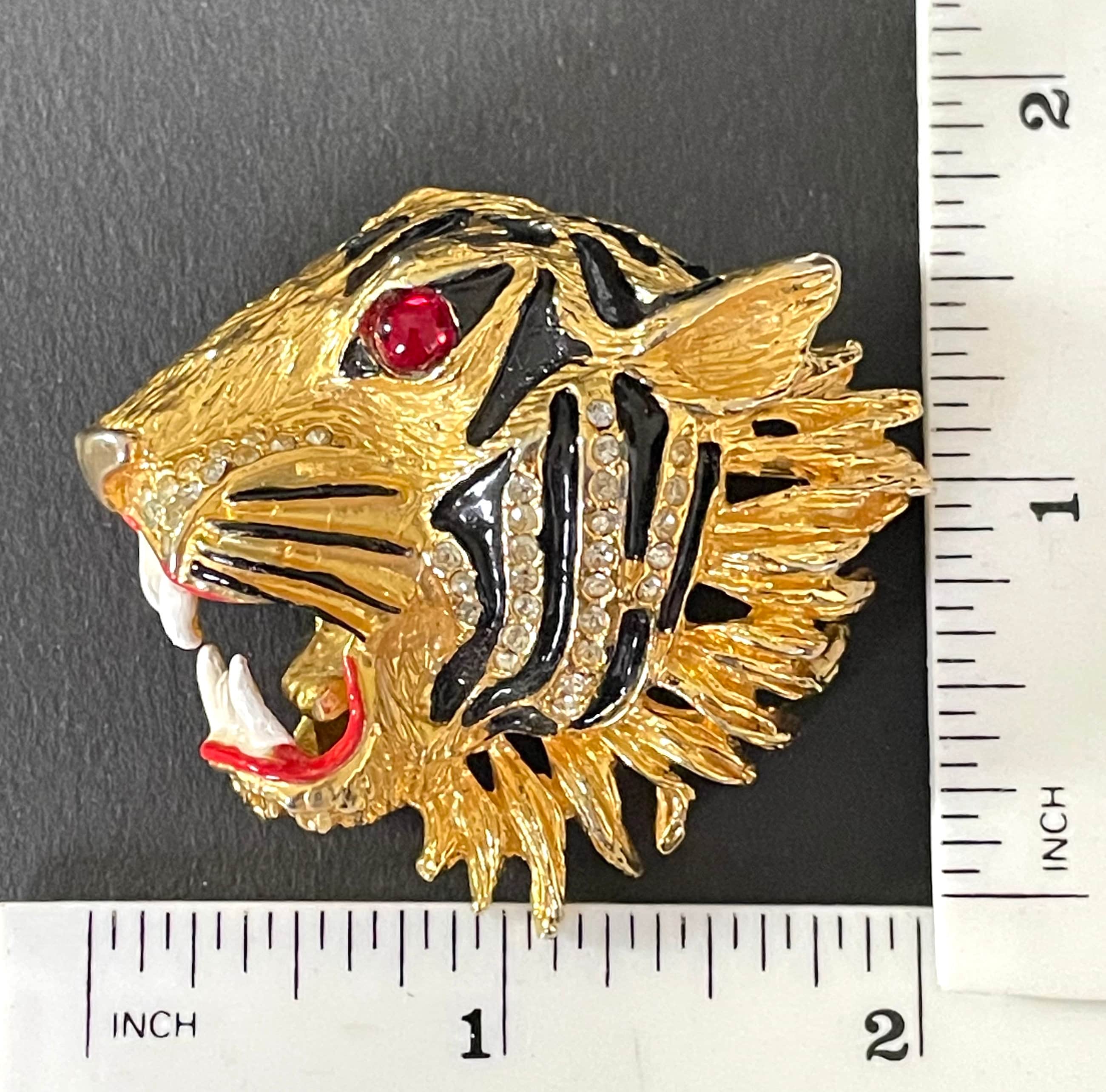 Huge vintage fierce tiger head brooch red glass cabochon rhinestone and enamel In The Style of Hattie Carnegie Gucci Butler Wilson