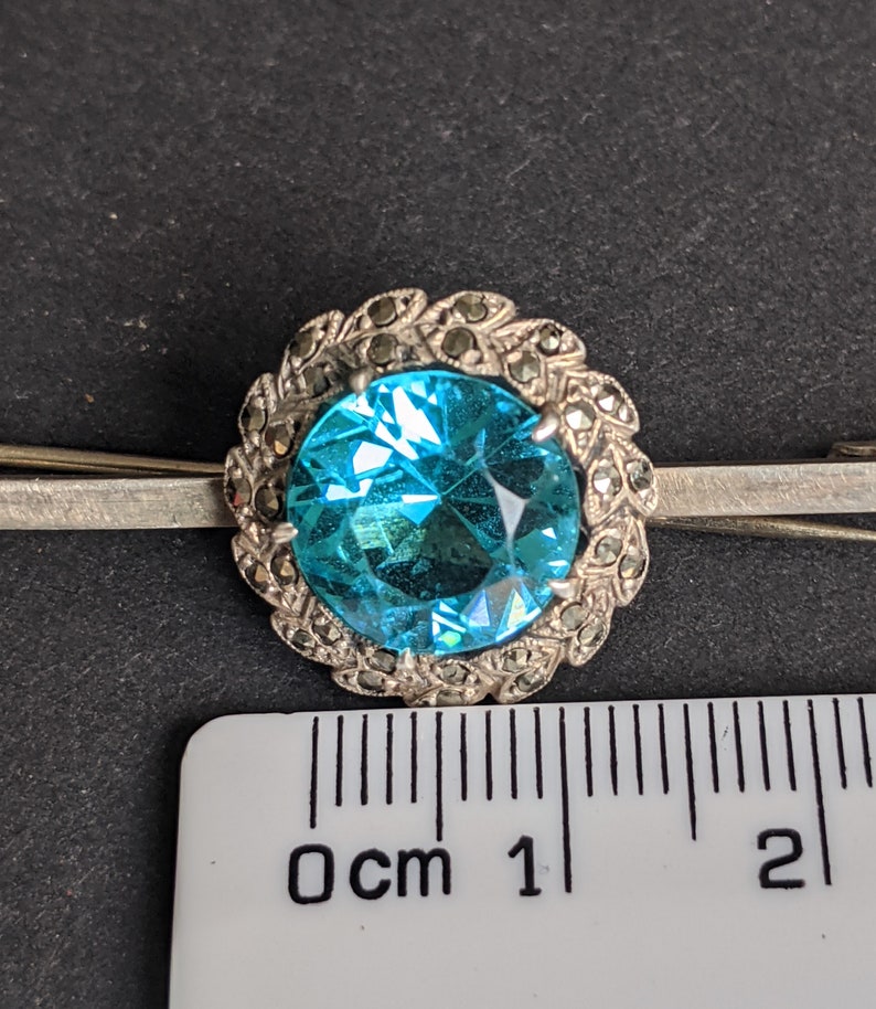 Vintage unmarked silver beautiful large blue topaz colour stone and marcasite bar brooch