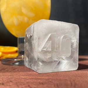 Siligrams Customized Silicone Ice Cube Mold, Custom Ice Cube  Mold - Personalized 1.75-Inch, 2-Inch Ice Mold for Cocktails, Whiskey Ice  Cube Mold with Monogram, Initials, 2 Cubes: Home & Kitchen