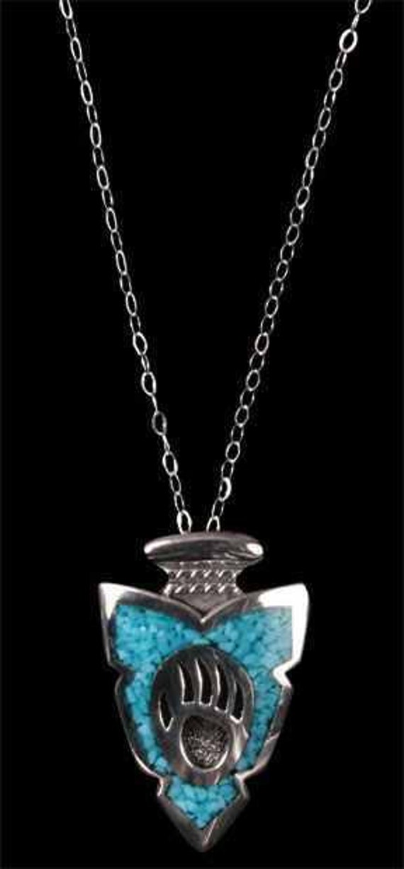 P496 Bear Paw Pendant Sterling Silver With Turquoise Chip - Bear Paw Pendant Sterling P496 Bear Paw Pendant Sterling Silver With Turquoise Chip - Bear Paw Pendant Sterling
