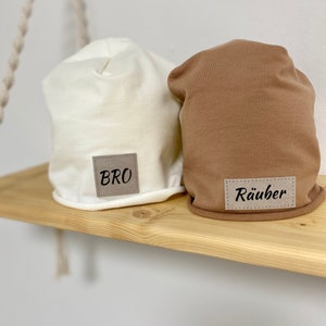 Beanie Mütze für Baby, Kinder und Erwachsene Partnerlook Familie tolles Geschenk zur Geburt Mütze personalisiert Bild 1