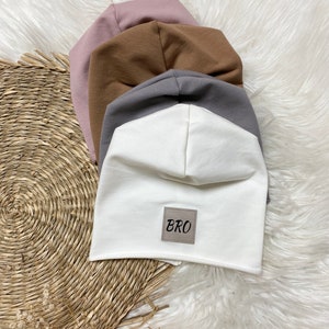 Beanie Mütze für Baby, Kinder und Erwachsene Partnerlook Familie tolles Geschenk zur Geburt Mütze personalisiert Bild 3