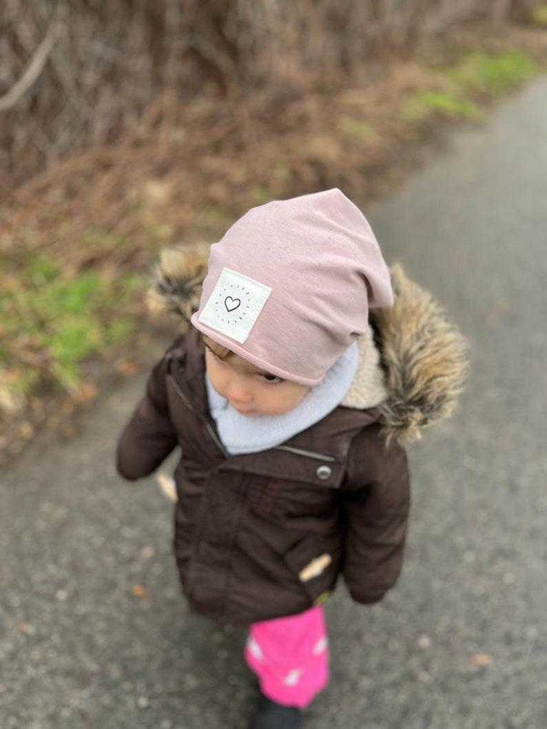 Beanie Mütze für Baby, Kinder und Erwachsene Partnerlook Familie tolles Geschenk zur Geburt Mütze personalisiert Bild 9