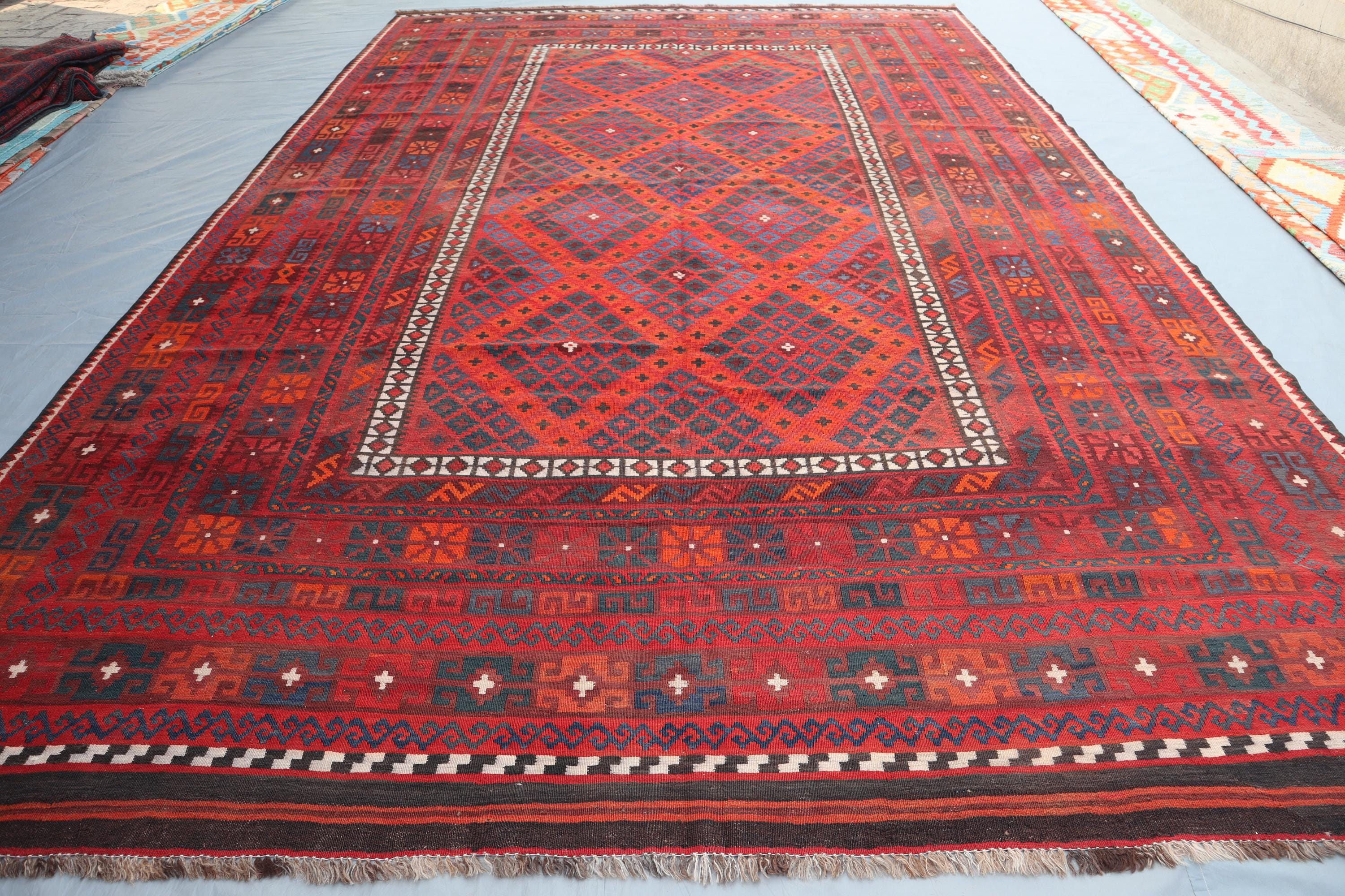 13x8.5フィートの大型アフガンキリムラグ、レッド、ヴィンテージ