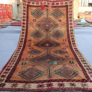 Afghan Shirazi Vintage Runner Rug • 9x5 Ft Hand-Knotted Wool Tribal Carpet • Geometric Medallion Rug • Natural Veg Dyes Rug • Hallway Runner