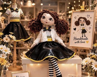 Muñeca suave hecha a mano Muñeca hecha a mano Mi primera muñeca de trapo Muñeca cosida Muñeca textil Muñeca de arte Muñeca de trapo Regalo de navidad