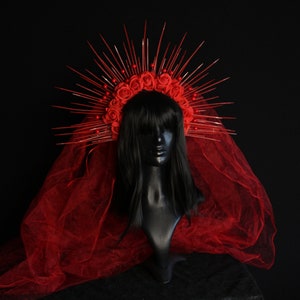 Red halo crown red roses with long veil, halo crown headpiece, halo sun burst crown, large halo crown, Red Rose Halo Crown, Burning man