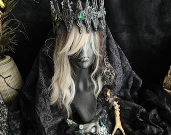 Black Vampire Queen Crown, Green Snake Eyes, Gothic Halloween Headpiece