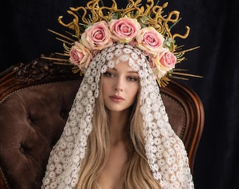 Floral Snake Crown with Veil, Rose Flower Headpiece, Unique Bridal Headwear