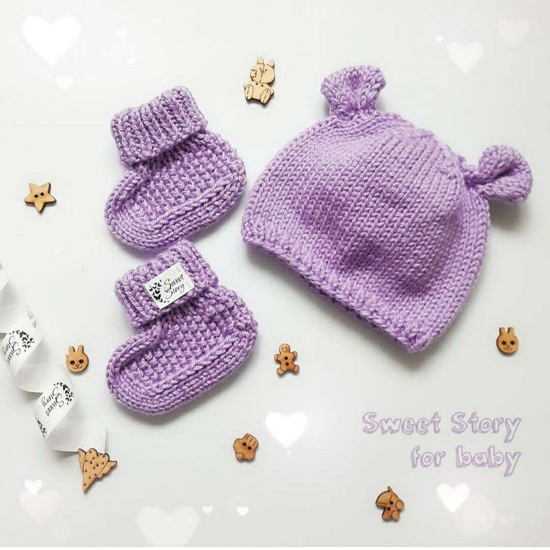Baby gift idea Baby shower gift Hand knit baby set Homemade Baby knit hat and socks little bear hat Merino wool hat and socks for baby