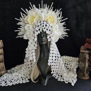White Forest Fairy Crown Halo, deer headpiece, flower deer crown, antlers flower, Deer Crown, halloween costume, horns headpiece, Halo Crown
