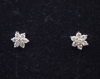 18ct White Gold Diamond Cluster Stud Earrings | 0.24ct