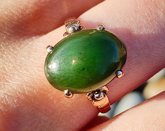 Vintage 14ct Gold Nephrite Jade Solitaire Ring | Circa 1940