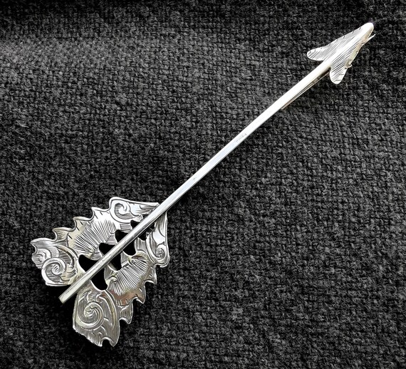 Victorian Large Silver Arrow Brooch