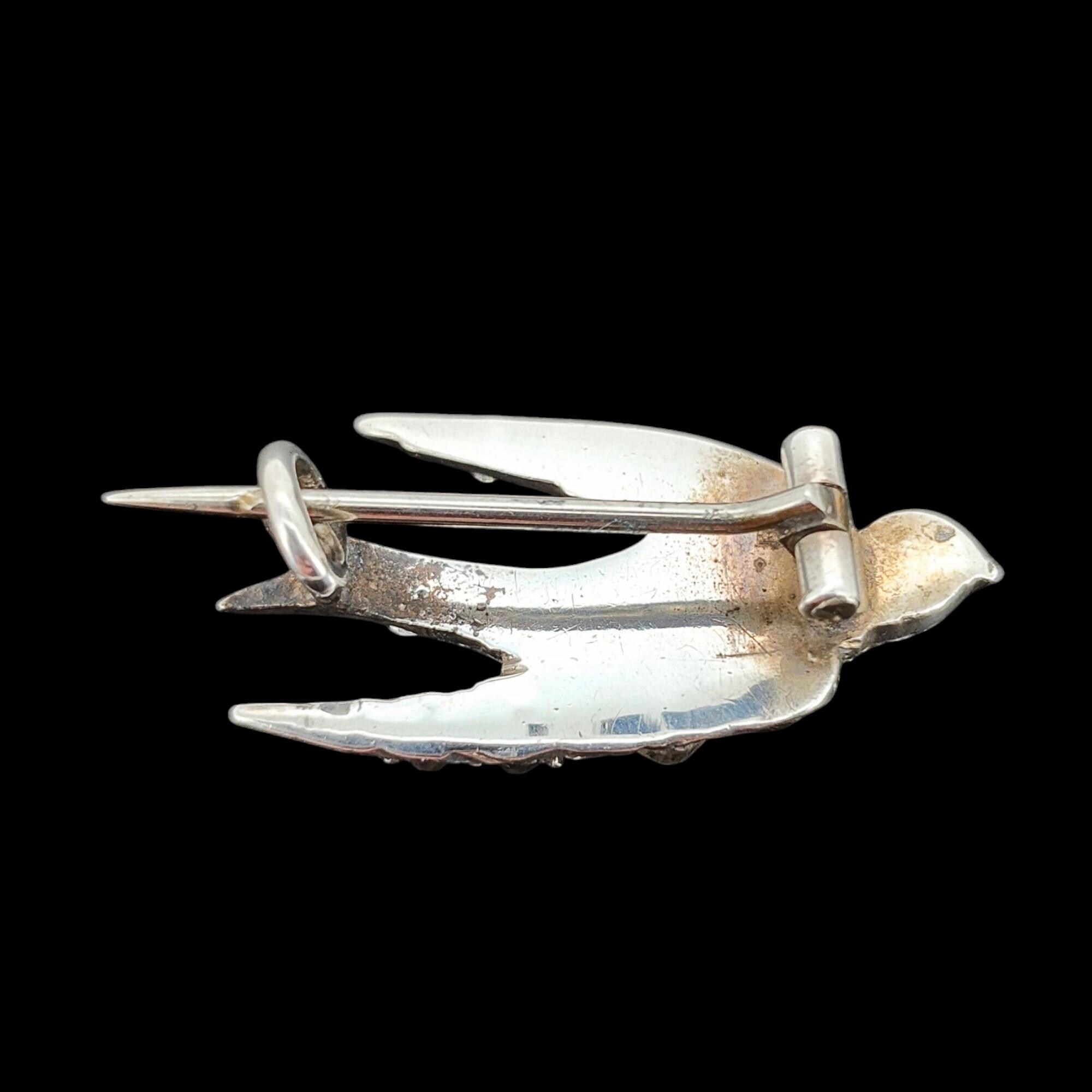 アンティークブローチ three swarrow/ツバメ ペーストガラス アンティークシルバーペースト製ツバメのブローチ、1900年頃 - Etsy 日本