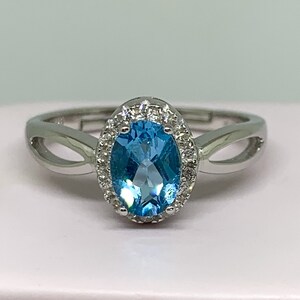 Blue Topaz Ring-Genuine Topaz Gemstone Ring,Engagement Ring,Prong Ring,Halo ring,November Birthstone Ring-Promise Ring-Girlfriend Gift