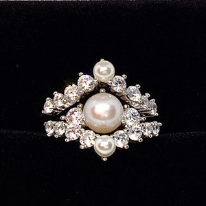 Pearl engagement ring 3 piece ring set,Pearl ring 3 piece ring set, wedding rings, bridal rings,Pearl wedding ring LED LIT gift box!