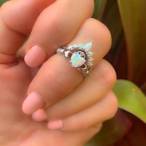 Claddagh ring,Opal Claddagh ring Heart shape ring,Claddagh engagement ring set 925 silver ring Unique Claddagh ring,Claddagh promise ring