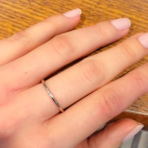 Dainty Silver Band Stacking Ring-Sterling Silver Stacking Ring-Simple band ring-Sterling silver 2mm band ring-Sterling Silver Stackable Ring
