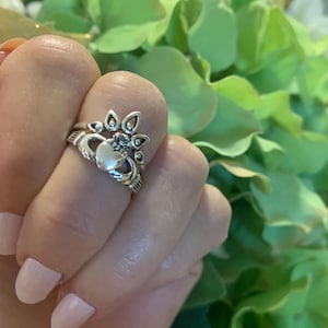 Claddagh ring,Silver Claddagh ring,Irish ring,Celtic ring,Irish Engagement ring,Sterling Silver Claddagh ring promise ring,Wedding ring
