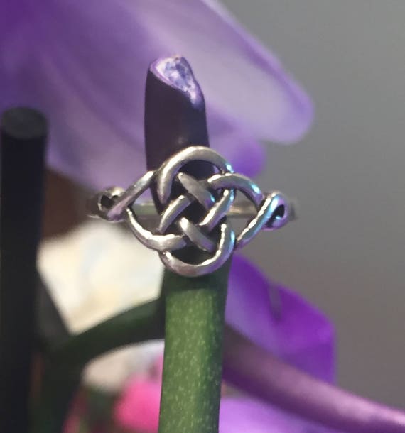 Celtic Ring-Eternity Celtic Knot Ring-Sterling Silver Celtic Ring-Eternity Ring-Irish Ring-Trinity Ring-Dainty Celtic Knot Ring-Trinity Knot