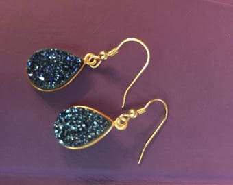 Deep Blue Druzy Earrings-Blue Druzy Jewelry-Druzy Earrings-Blue Sparkly Earrings--  Druzy Earrings-Gold and Blue Earrings