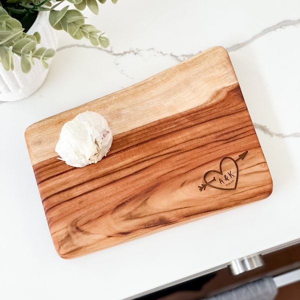Small Natural Edge Cutting Board - Personalised