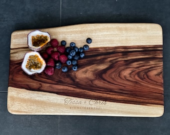 The Natural 400 - Personalised Natural Edge Cutting Board